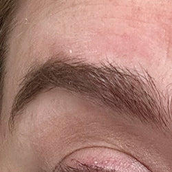Eyebrow looking thicker and fuller after 6 to 12 weeks